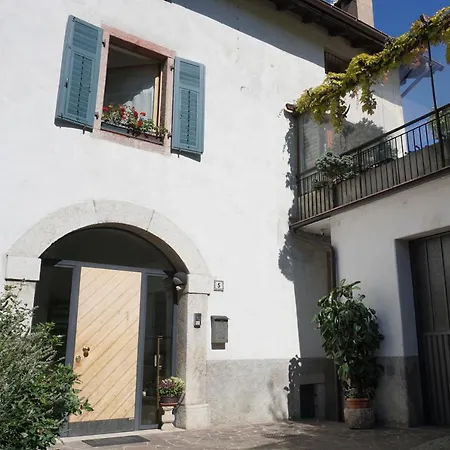 Al N°5 Bed & Breakfast