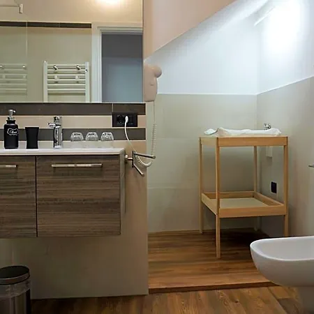 Al N°5 Bed & Breakfast 3*