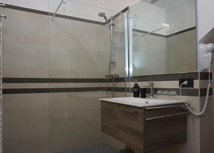 Al N°5 住宿加早餐酒店